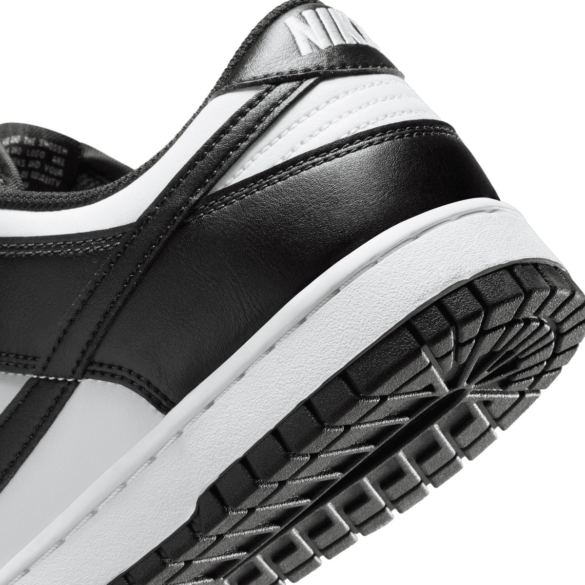 Nike Dunk Low 'Panda'